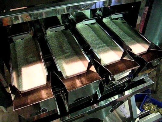 質  Washing Powder Linear Weigher Machine Detergent Weighing Filling Packing Machine 工場